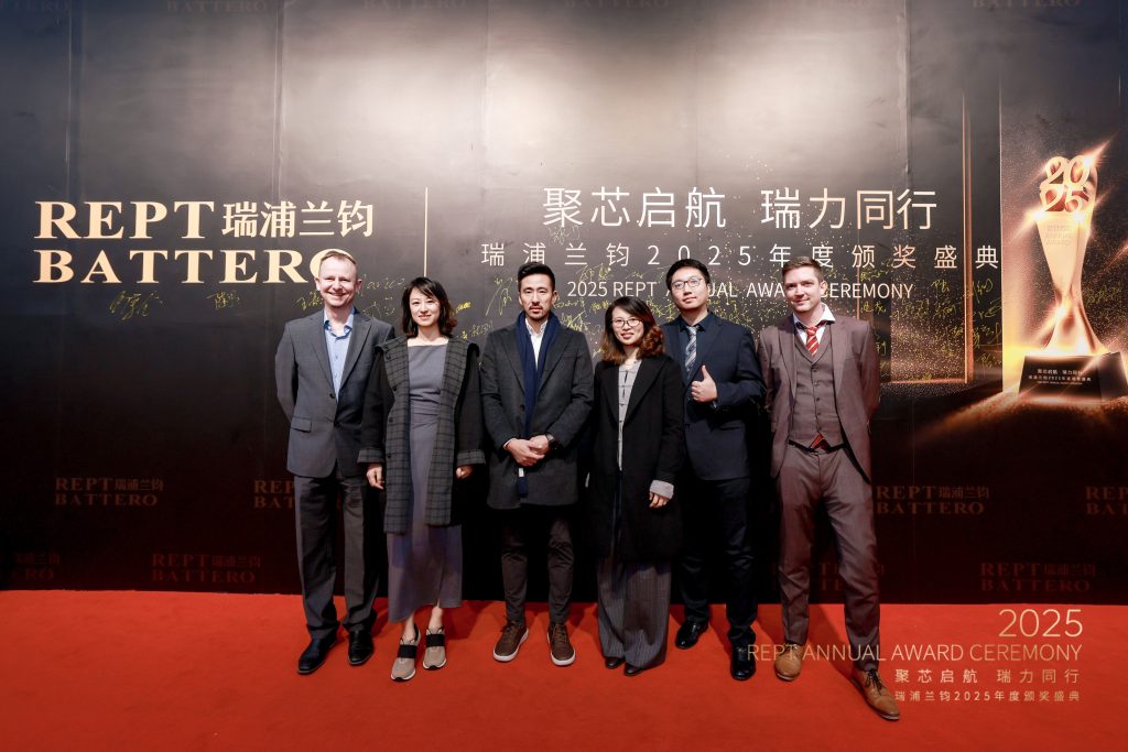 9d5ffbb6 a768 44ed b513 eeab1670d444